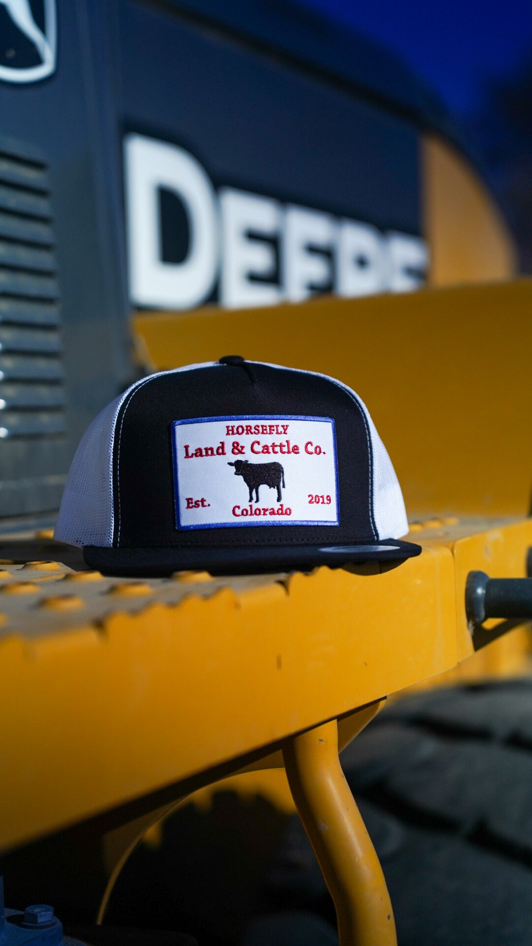 The OG Lid- Black/White